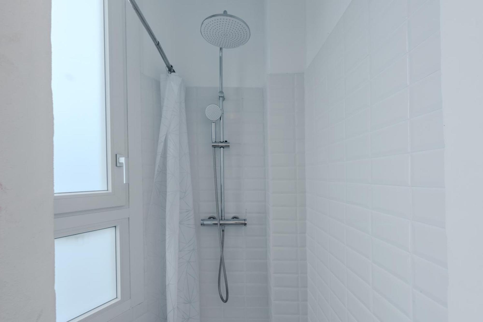 New And Functional Apartments Near The Metro Milan Bagian luar foto