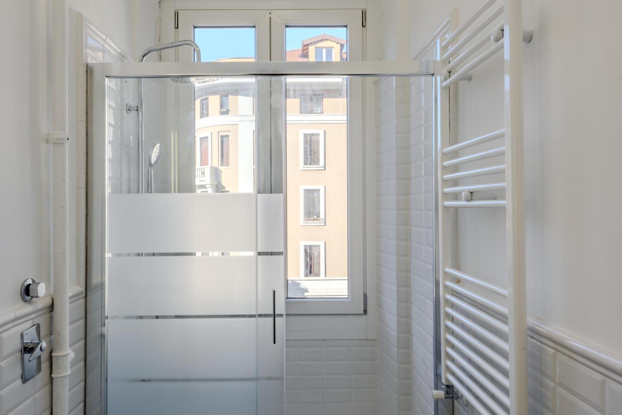 New And Functional Apartments Near The Metro Milan Bagian luar foto