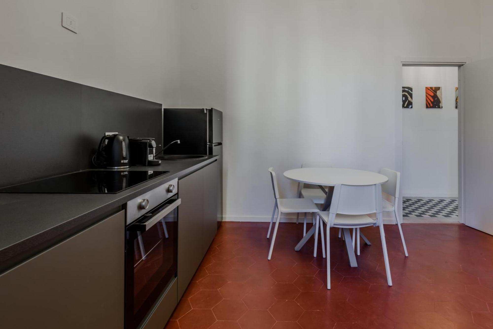 New And Functional Apartments Near The Metro Milan Bagian luar foto